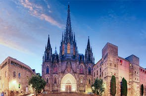 Städtetrip Barcelona mit Sightseeing Tour für 2 (3 Tage)