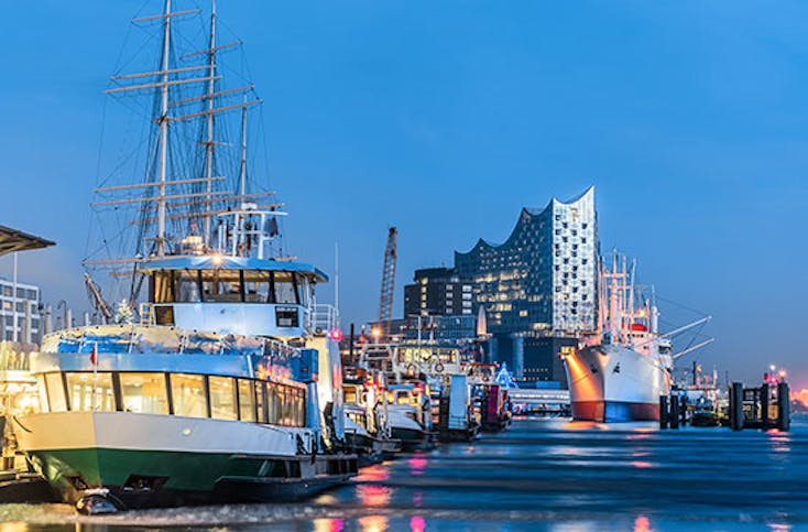 Städtetrip Hamburg mit Speicherstadt & Hafen-City Führung für 2 (2 Tage)