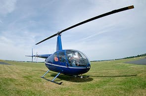 Exklusiver Hubschrauber-Rundflug für 3