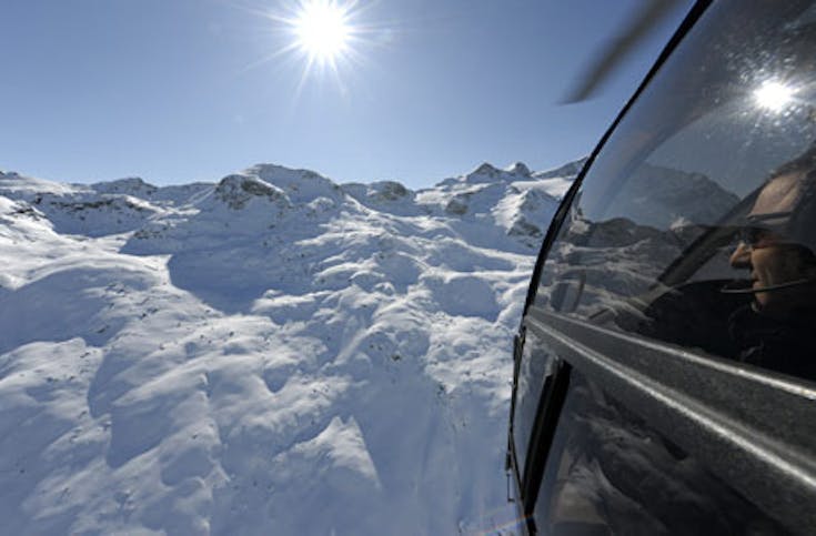 Helikopterflug mit Alpenpanorama