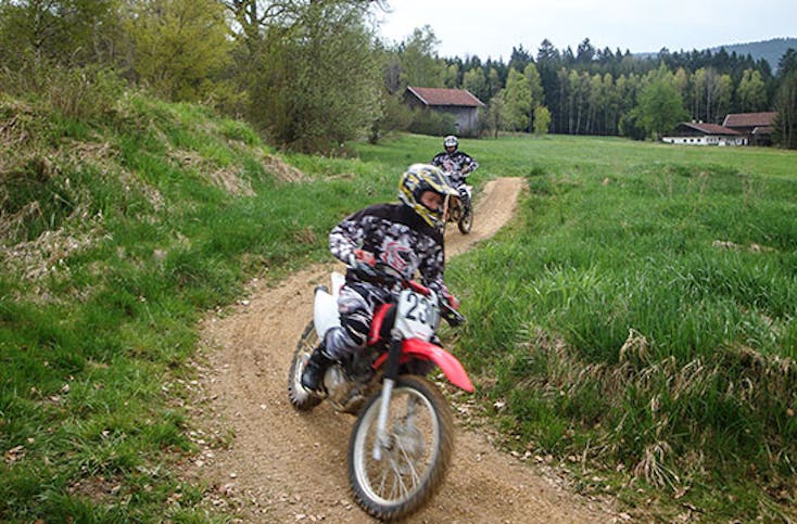 Motocross-Kurs für Motorrad-Neulinge bei Deggendorf