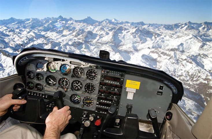 Privat-Rundflug über die Berner Alpen für 2